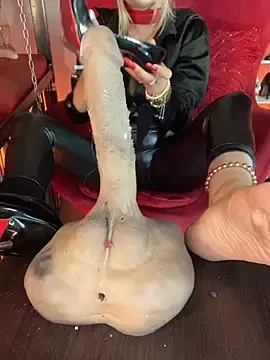 Stripchat Best Webcam of MistressAndre