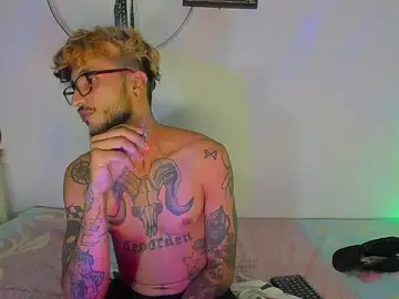 Stripchat Sex Cam of dex_55