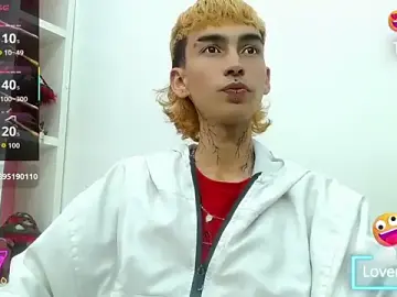 Stripchat Adult Video Chat of ttimy_x_boy