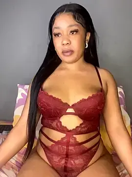 Stripchat Sex Cam of BlackBarbieX23