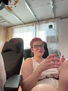 Stripchat Live Sex of MrMrsRight