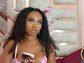 Stripchat Live Porn of Tessa_Owenss