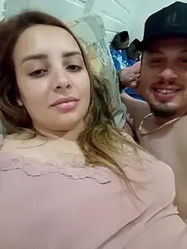 Stripchat Free Porn Cam of casaljs