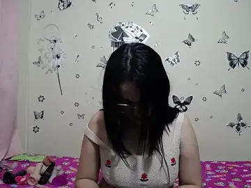 Stripchat Watch Live Sex Cams of Nicolle-sky