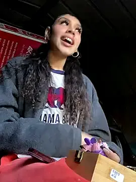 Stripchat Live Sex of badbaby187