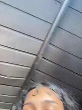 Stripchat Live Sex Cam of badbaby187