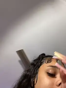 Stripchat Sex Cam of badbaby187