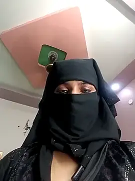 Stripchat Free Porn Cam of Aafreen_36