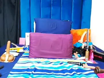 Stripchat Live Sex Cam of Freakyslut-39