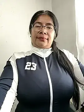 Stripchat Nude Webcam of __valentina18