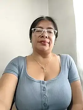 Stripchat Best live sex cam show of __valentina18