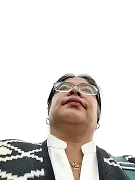 Stripchat Sex Chat of __valentina18