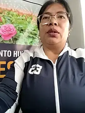 Stripchat Adult Video Chat of __valentina18