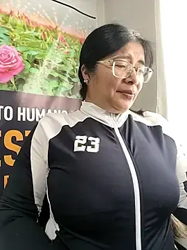 Stripchat Sex Chat of __valentina18