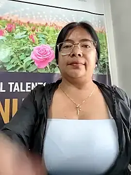 Stripchat Live Porn of __valentina18