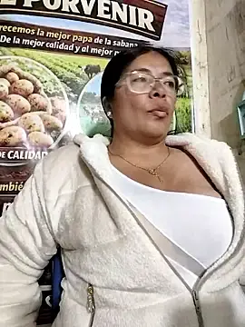 Stripchat Sex Chat of __valentina18