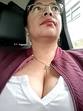 Stripchat Best live sex cam show of __valentina18