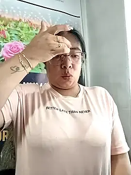 Stripchat Live Porn of __valentina18