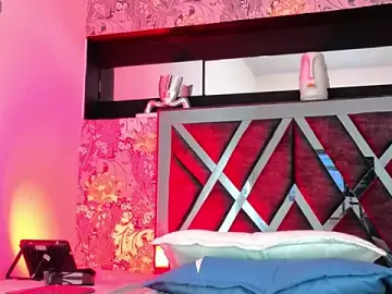 Stripchat Nude Webcam of cami_doll_