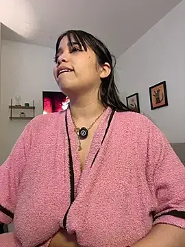 Stripchat Live Porn of tati_reyess