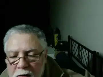 Stripchat Adult Webcams of 100Tauros