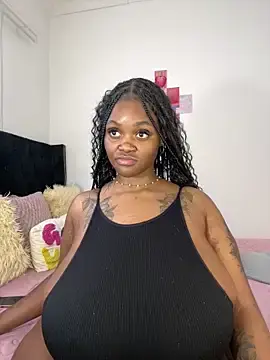 Stripchat Watch Live Sex Cams of Yung-Missy