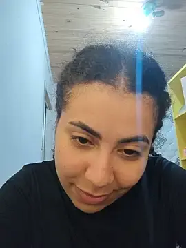 Stripchat Adult Webcam of A_maddy