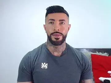 Stripchat Adult Webcams of andrea_de_lucaa