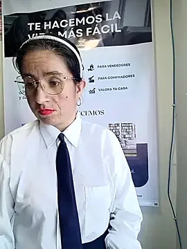 Stripchat Live Porn of Valentina--1