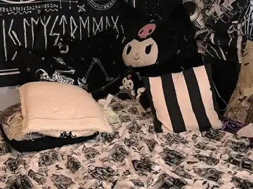 Stripchat Adult Video Chat of EVILYN