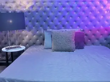 Stripchat Sex Cam of NatQueen