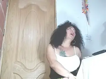 Stripchat Live Sex Cam of abbycrespa