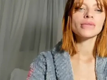 Stripchat Live Sex Cam of wertonh
