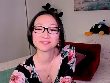 Stripchat Live Sex Cam of MySweetSofie