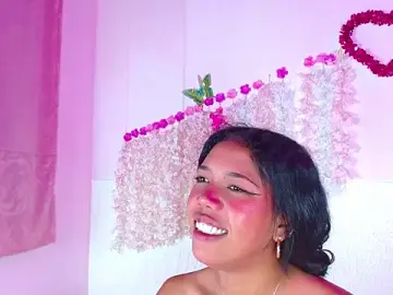 Stripchat Nude Webcam of Bianca_Ethan