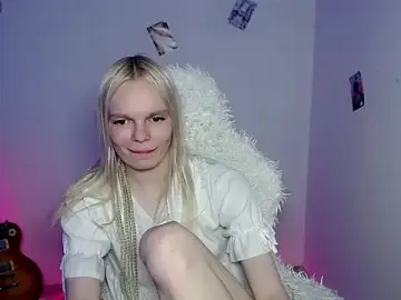 Stripchat Best Webcam of Emily_Nyaffee