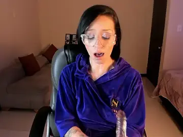 Stripchat Live Porn of Kristen_Garner