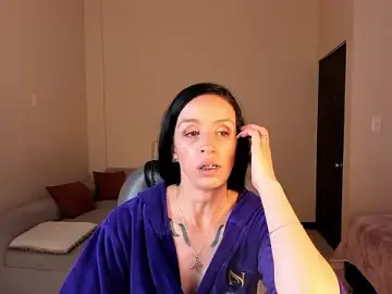 Stripchat Live Sex of Kristen_Garner