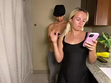 Stripchat Watch Live Sex Cams of girlfriendmissy