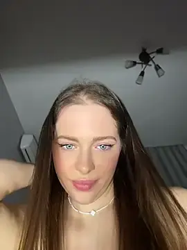 Stripchat Live Porn of -SweetDi-