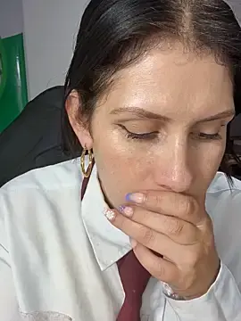 Stripchat Free Porn Cam of Alysson--