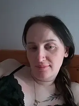 Stripchat Free Live Porn of TomilaSi