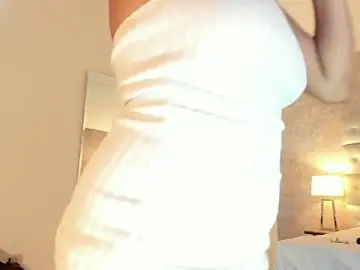 Stripchat Adult Webcam of SheyLopez