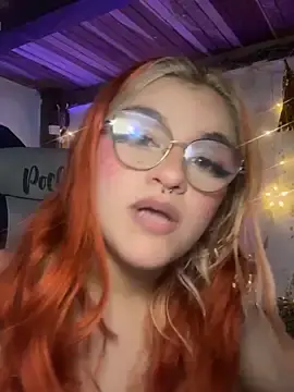 Stripchat Watch Live Sex Cams of Sophia_Weest99