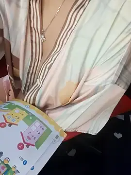 Stripchat Sex Cam of Alone_nothing