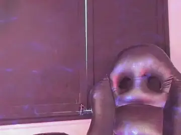 Stripchat Live Porn of Kora_Red69