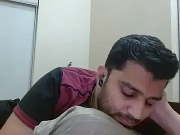 Stripchat Nude Webcam of robintoit