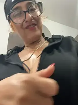 Stripchat Free Porn Cam of star_anastasia