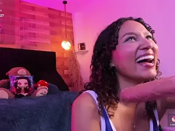 Stripchat Live Porn of Emily_brown04