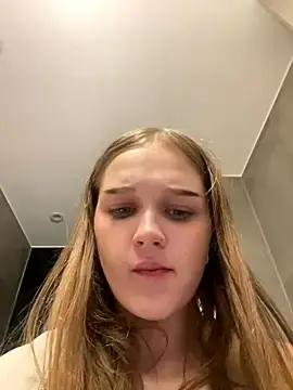 Stripchat Free Porn Cam of Hannah-2007